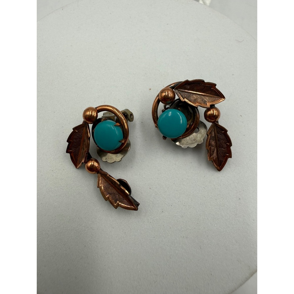 Vintage Copper Bell Leaf Vine Turquoise Cabochon Clip On Earrings Southwestern
